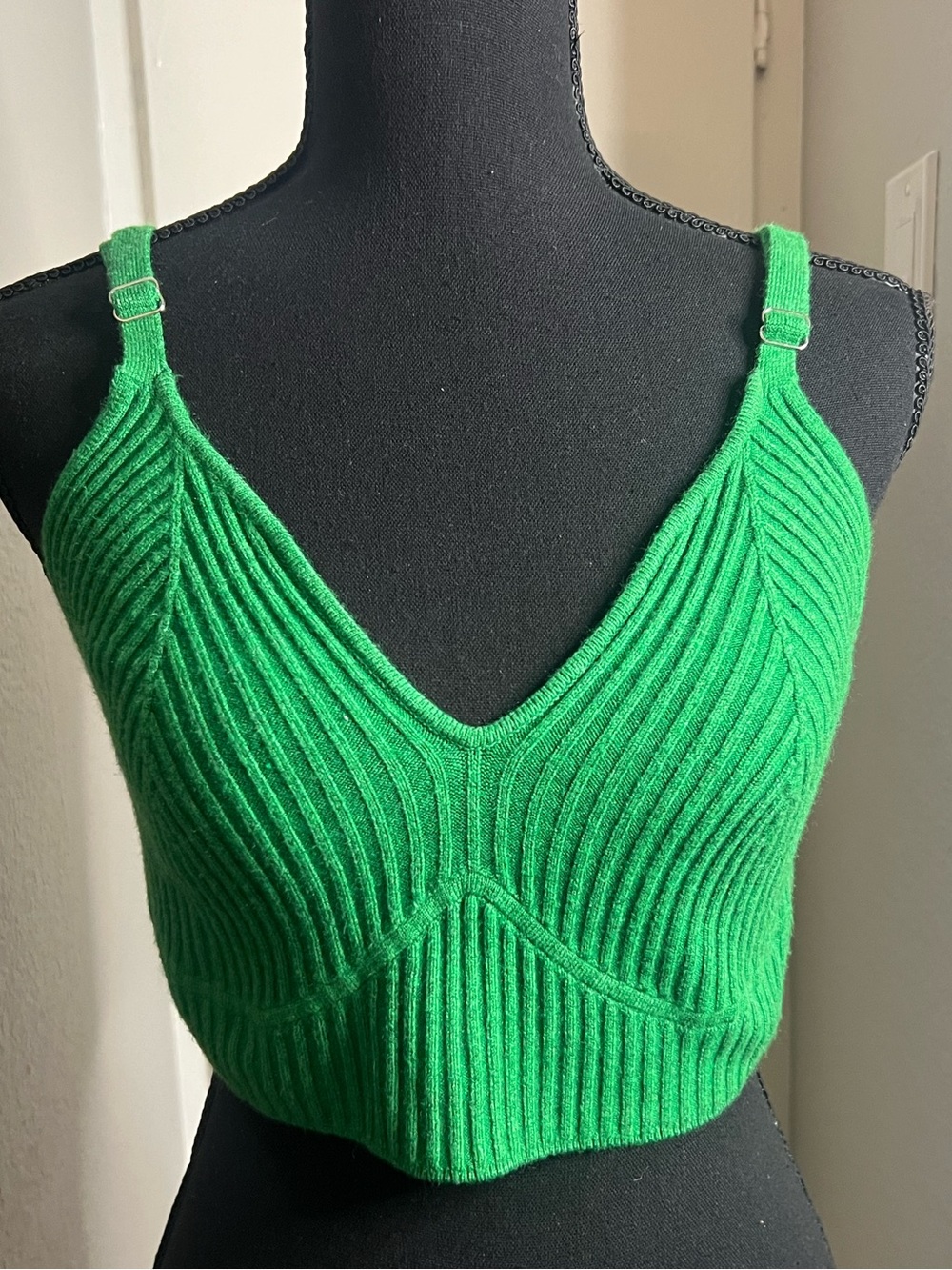 wild fable Emerald Ribbed V-Neck Cropped Knit Tank
